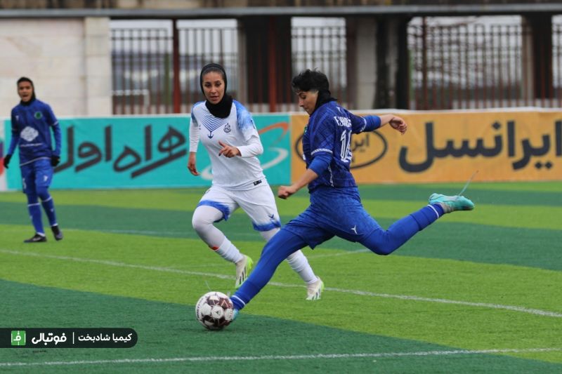 گزارش تصویری اختصاصی/ دیدار تیمهای فوتبال زنان ملوان و شهرداری سیرجان