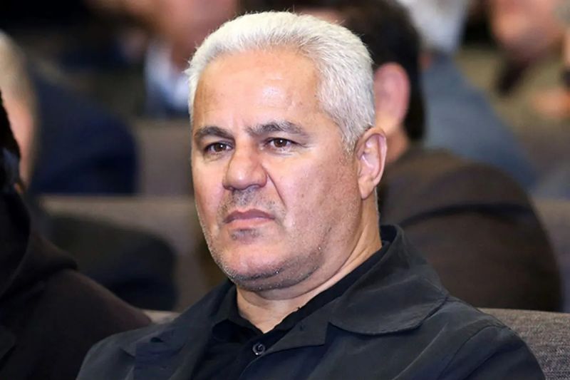 فرشاد پیوس عزادار شد