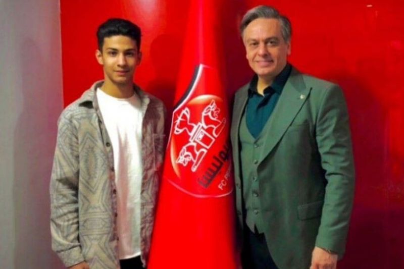 ستاره استقلال راهی پرسپولیس شد