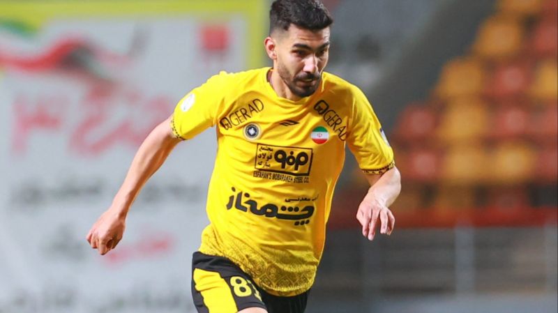 اختصاصی/ رضا شکاری، رایگان پرسپولیسی شد!