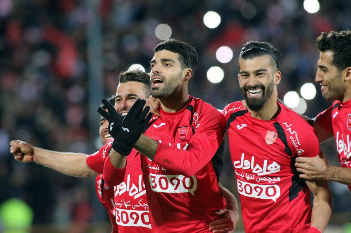 سپاهان – پرسپولیس؛ به یاد پنالتی‌ جنون‌آمیز