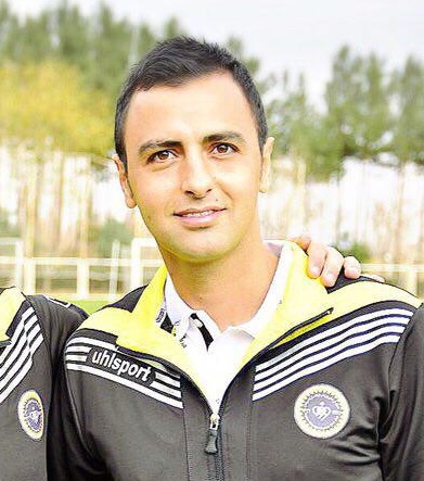 حسام فتاحی نیامده از سپاهان اخراج شد!