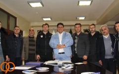 ثبت رسمی قرارداد اعضای ترکیه ای کادر فنی تراکتورسازی در هیئت فوتبال + عکس