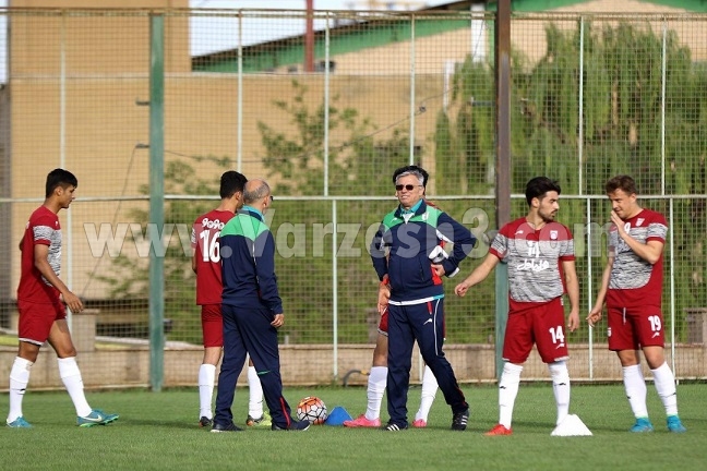 پای کرانچار به تهران باز شد (عکس)