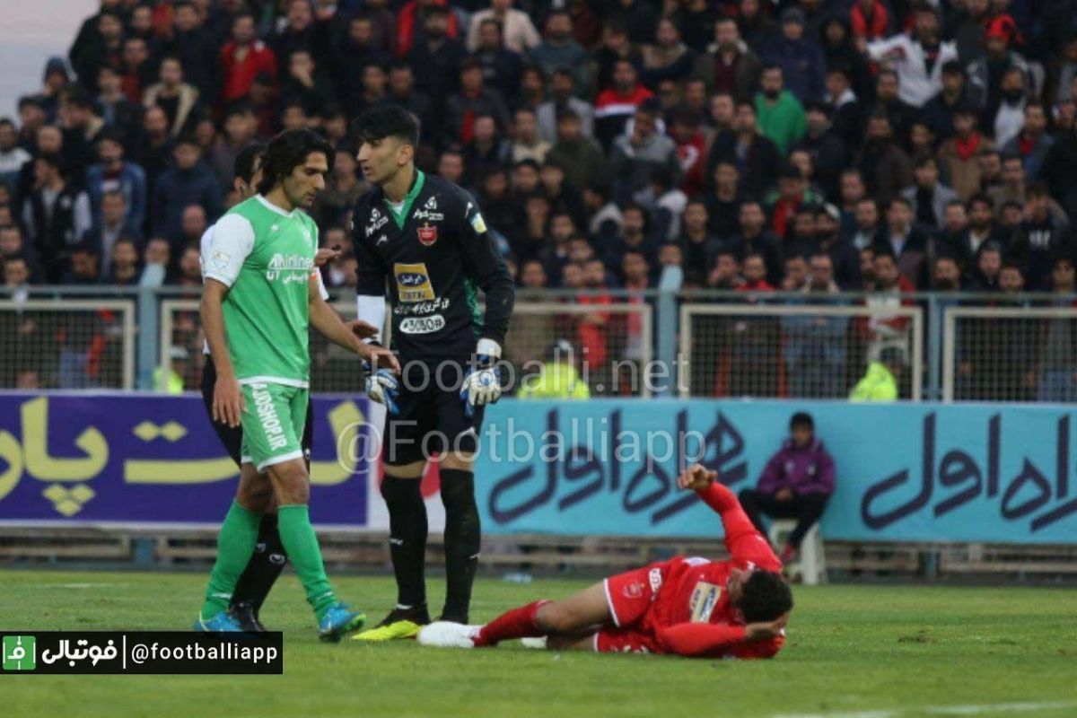 #عكس_نوشت:پرسپوليس زمانی بازی را برد كه عليرضابيرانوند مثل يك سدمحكم مقابل ضدحملات ماشين سازي ايستاد. بيرانوند گل نخورد تا شجاع در دقیقه 93 گل سه امتیازی بازی را بزند