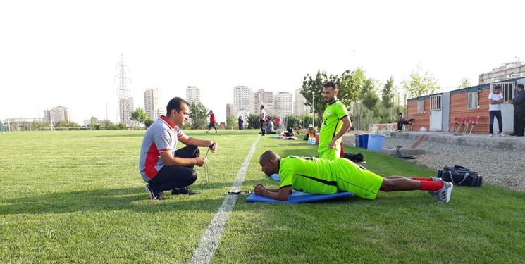 گزارش تمرین فولاد/ پریرا به جمع شاگردان نکونام اضافه شد/ خاطره‌گویی شیمبا به زبان فارسی!