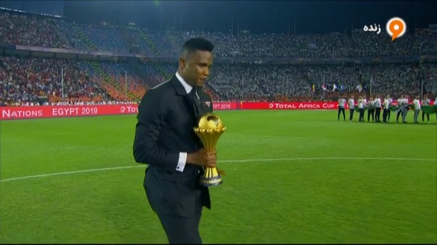 حمل کاپ قهرمانی جام ملتهای آفریقا 2019 توسط اتوئو