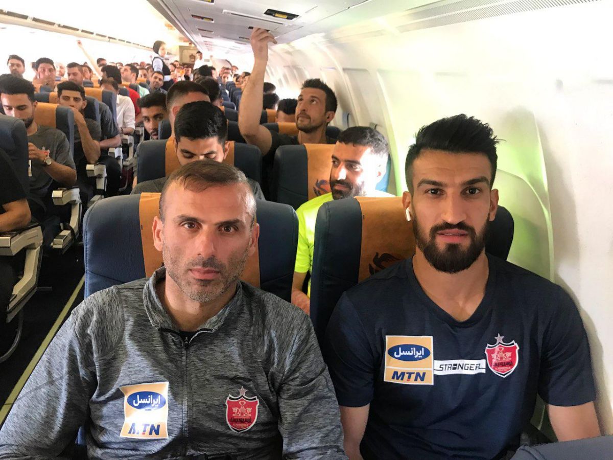 هواپیمای چارتر پرسپولیسیها راهی عسلویه شد