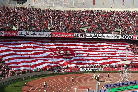 انتقاد تند پرسپولیسی‌ها از مالک باشگاه تراکتور و یک مجری تلویزیونی