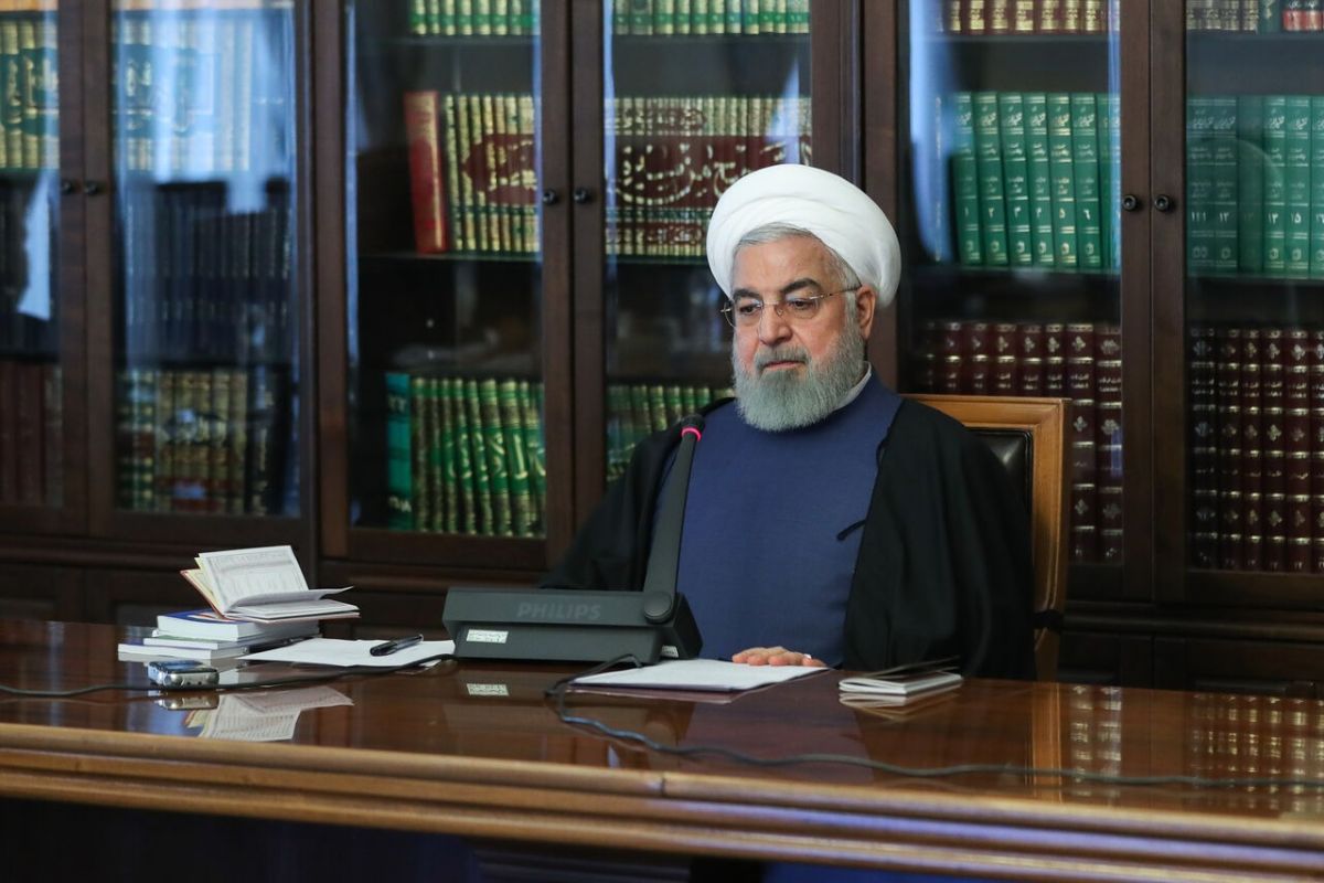روحانی: مشاغل پرریسک همچنان تعطیل است