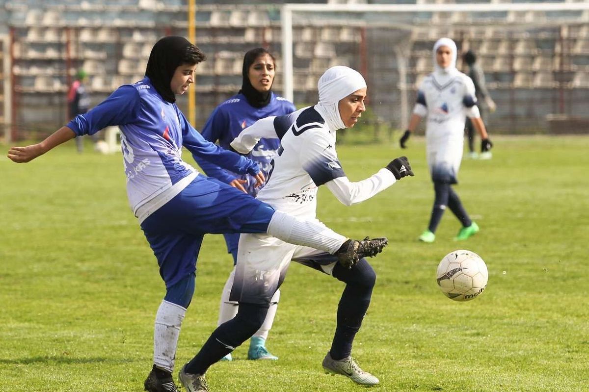 سرمربی ملوان: فوتبال زنان در مسیر حرفه‌ای شدن نیست