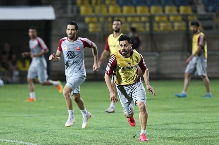 عالیشاه در تمرین پرسپولیس حاضر شد