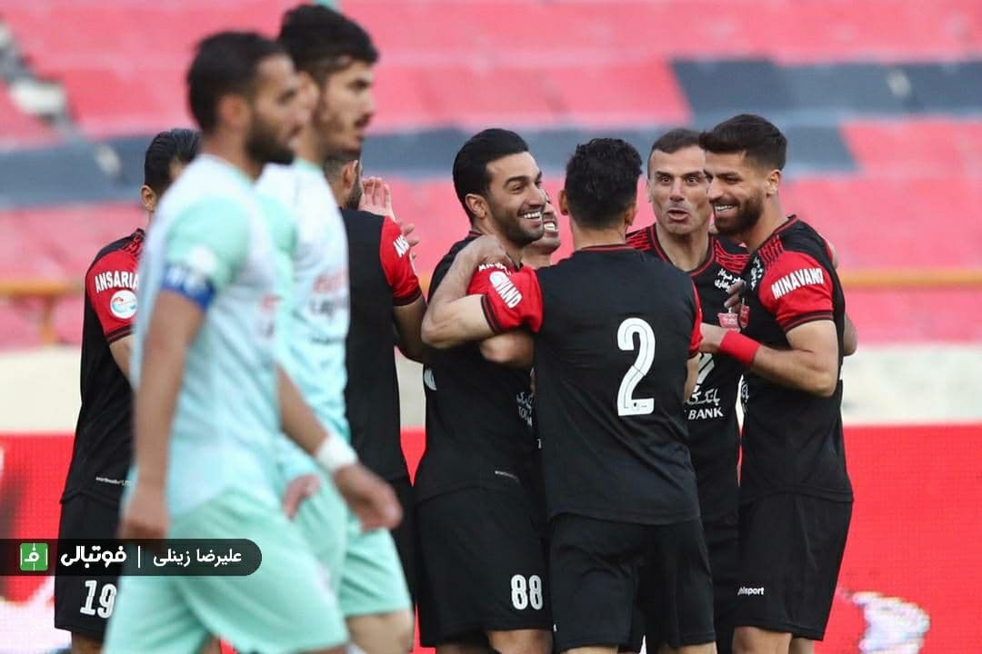 واکاوی راز صدرنشینی پرسپولیس