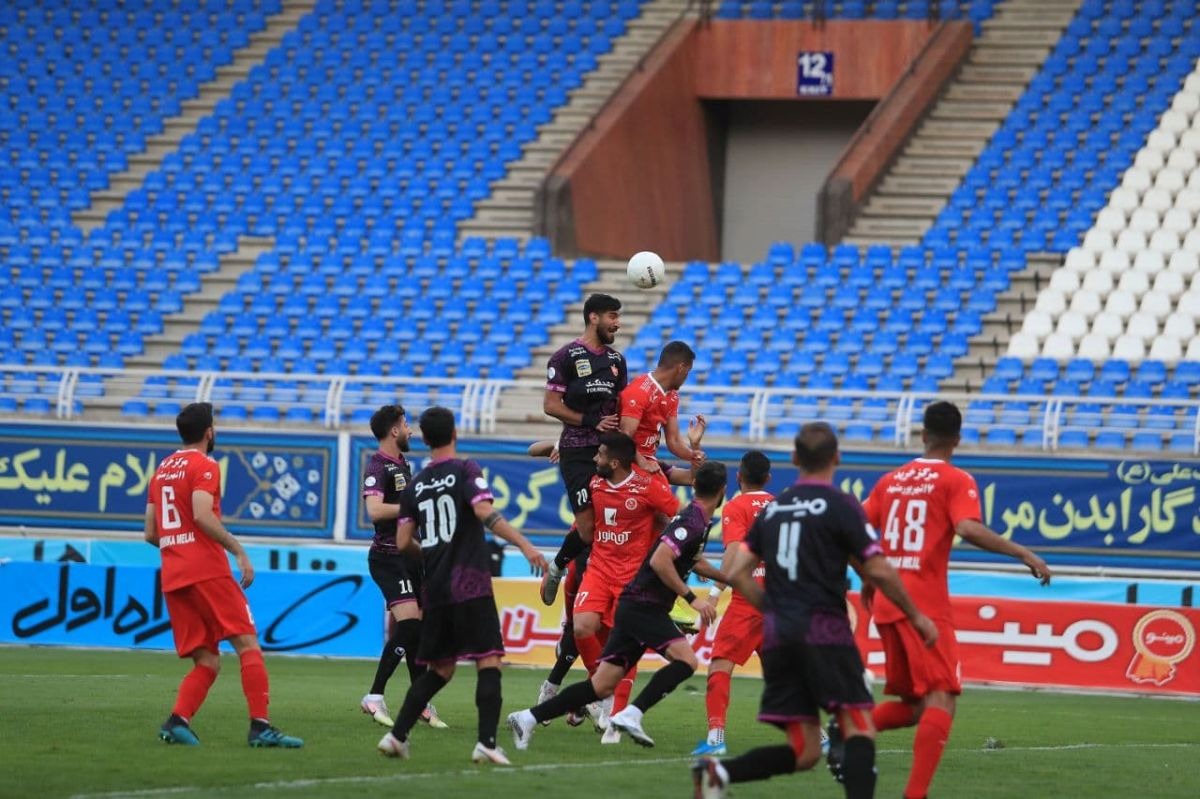 مغانلو: دوست دارم مقابل هواداران برای پرسپولیس بازی کنم
