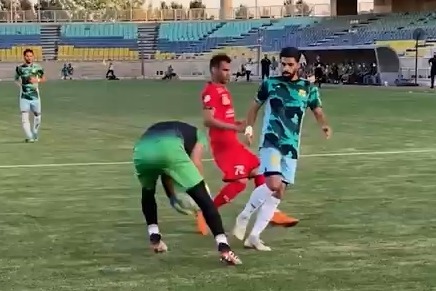 گزیده ای از بازی پرسپولیس 2-2 نفت آبادان