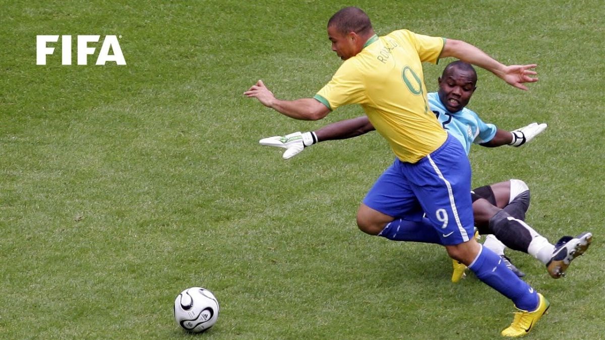 گل رونالدوی برزیلی مقابل غنا در جام جهانی 2006 از زوایای مختلف