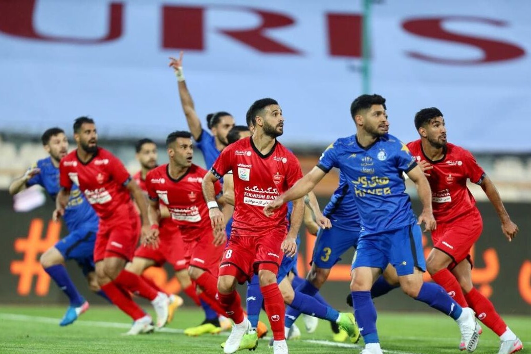 ممنوعیت موقت استقلال و پرسپولیس از جذب خارجی ها