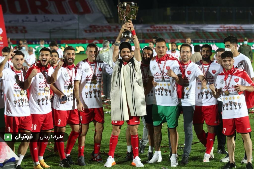 جام قهرمانی به پرسپولیس اهدا شد