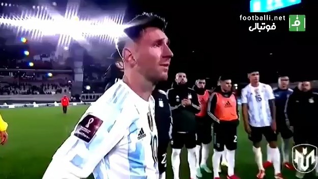 اشک و بغض لیونل مسی هنگام رونمایی از جام قهرمانی کوپا مقابل هواداران آرژانتین