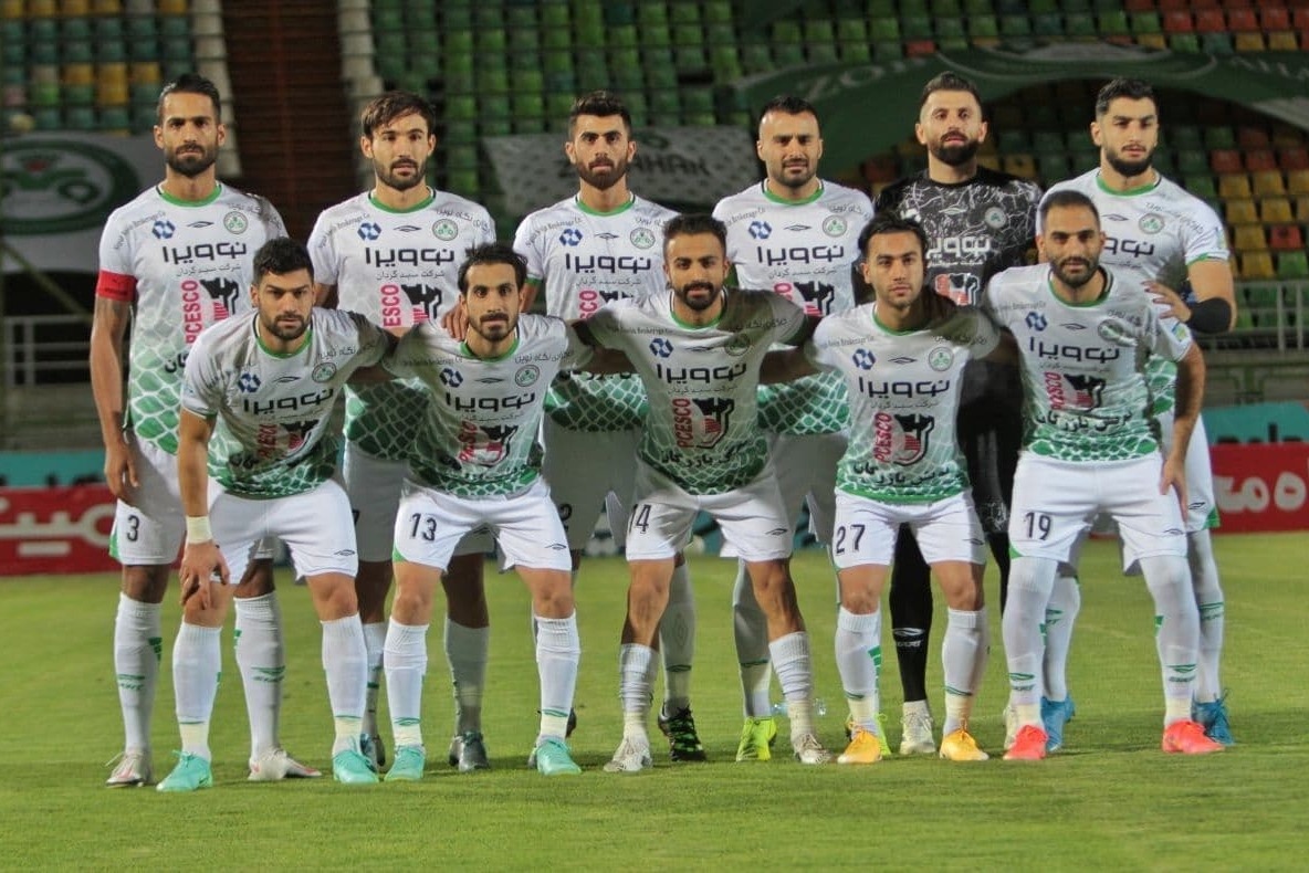 واکسن کرونا تمرین ذوب‌آهن را تعطیل کرد