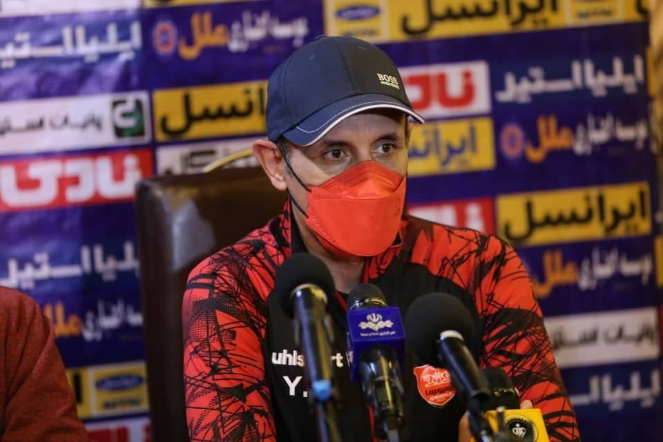 گل‌محمدی: سپاهان مدعی قهرمانی است/ سازمان لیگ برای کسر امتیاز از گل‌گهر عجله کرد