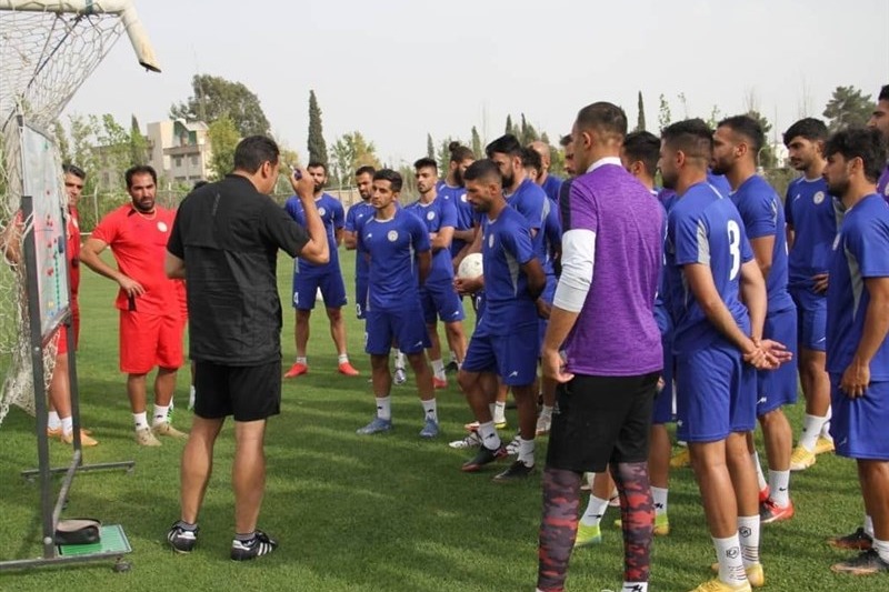 فجرسپاسی برای دیدار با استقلال امروز به تهران می‌آید