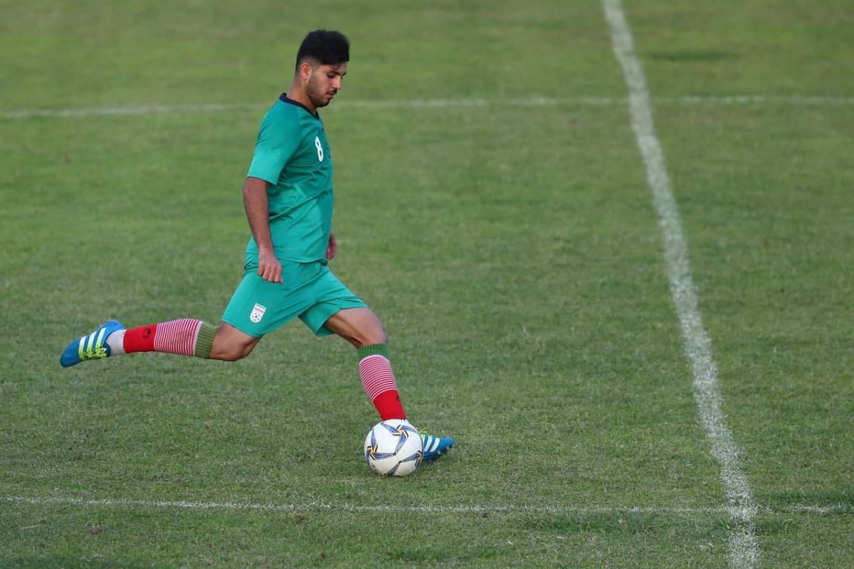 خدابنده‌لو در سه راهی پرسپولیس، گل گهر و مس رفسنجان!