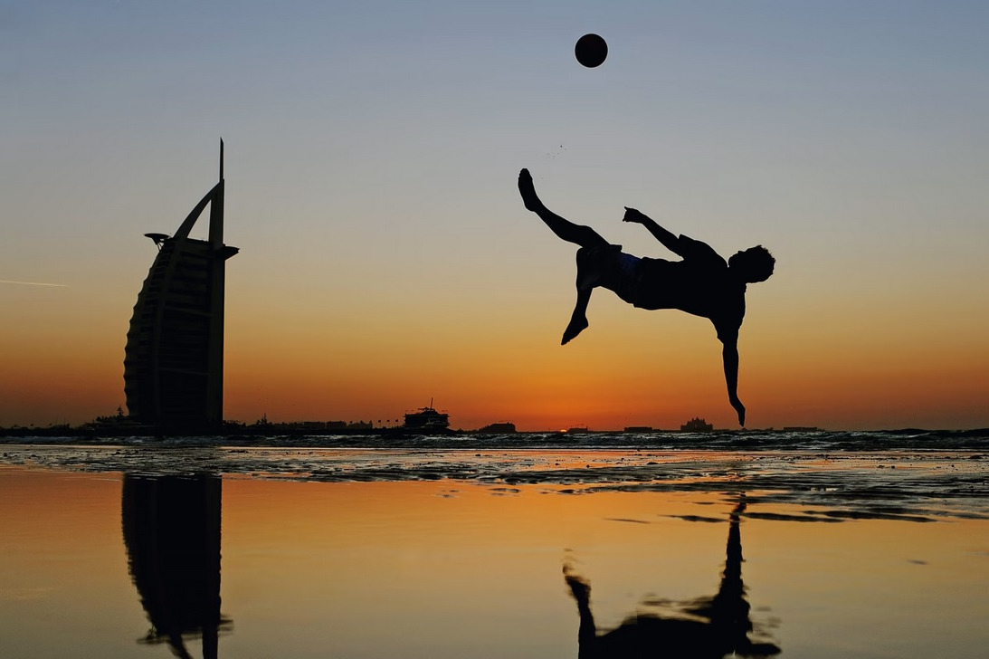 بر اساس اعلام فیفا دوبی میزبان جام جهانی 2023 و سیشل میزبان جام جهانی 2025 فوتبال ساحلی شدند