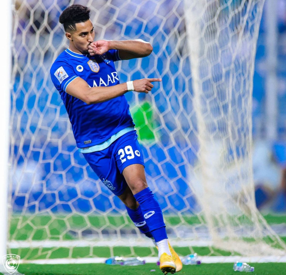 الهلال