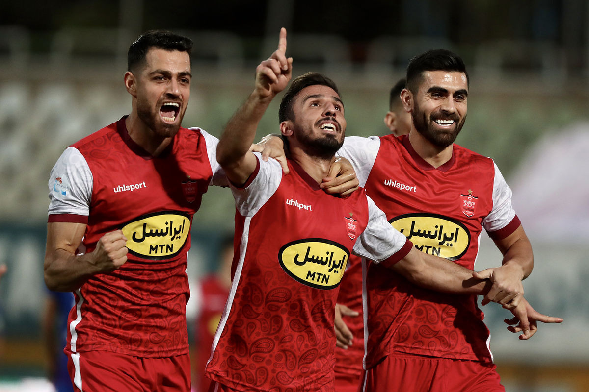 احتمال غیبت هافبک پرسپولیس مقابل آلومینیوم اراک