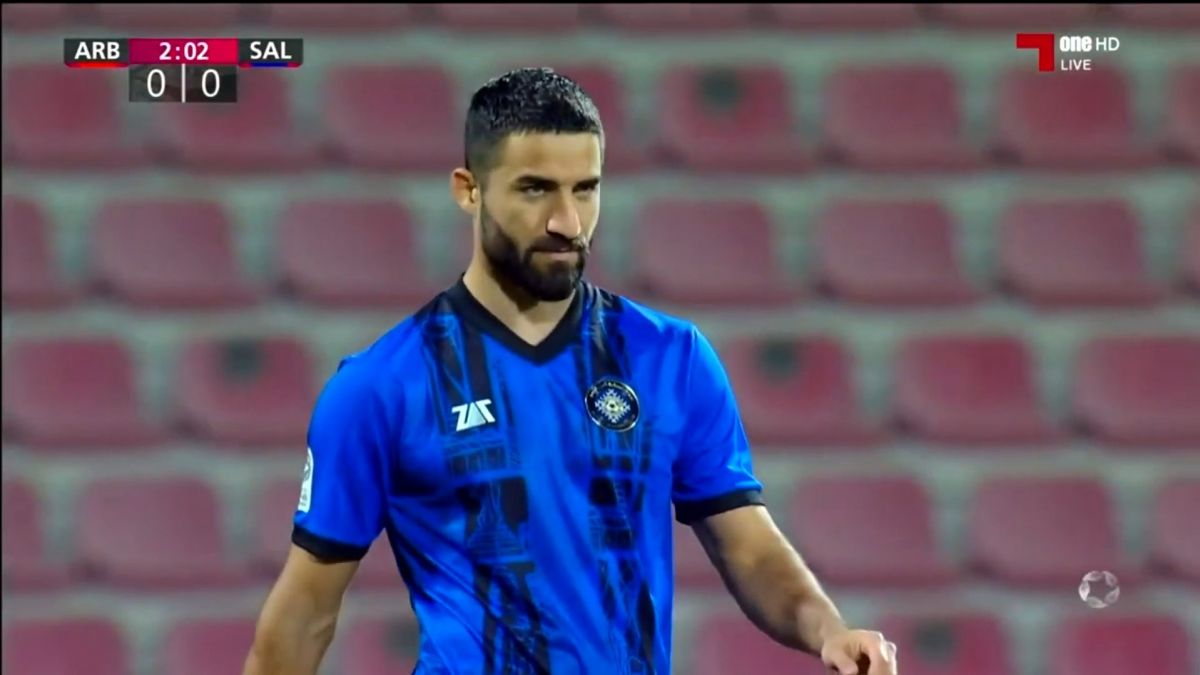 عملکرد مهرداد محمدی در بازی العربی 4-1 السیلیه