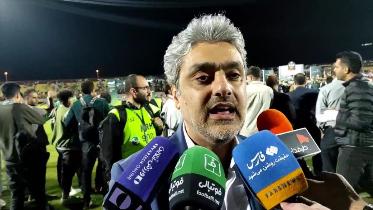 اختصاصی/ مصاحبه مهرداد سراجی عضو سابق هیات مدیره باشگاه شمس آذر پس از مراسم جشن قهرمانی در لیگ یک