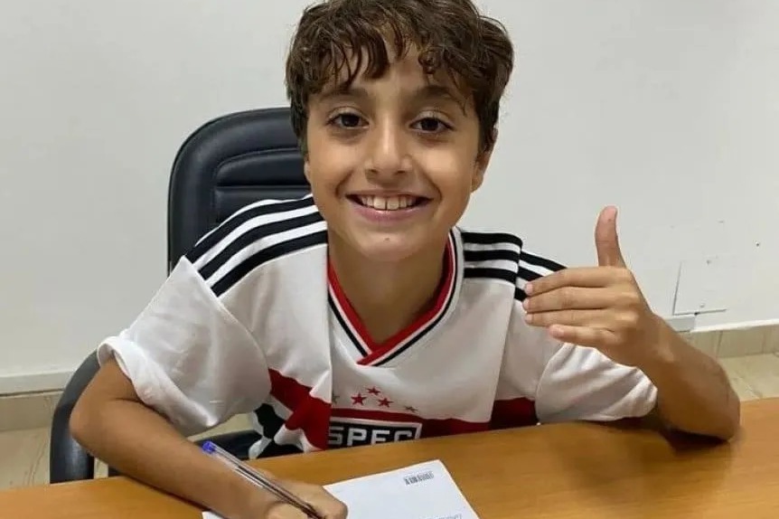 عکس؛ لیونل مسی 9 ساله به سائوپائولو پیوست!