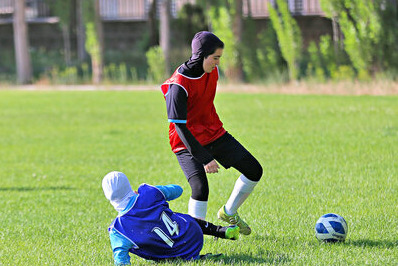 تیم فوتبال دختران ایران وارد ویتنام شد