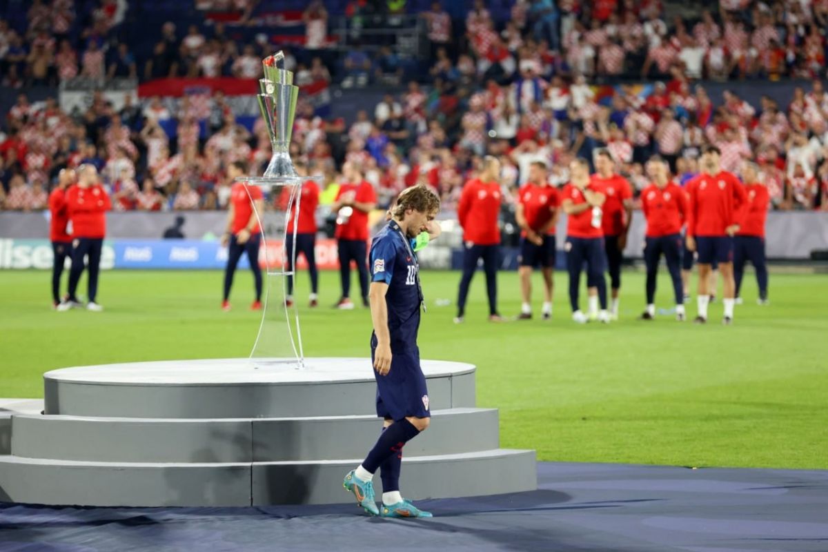 عکس؛ ناراحتی مودریچ پس از شکست در فینال لیگ ملت‌های اروپا
