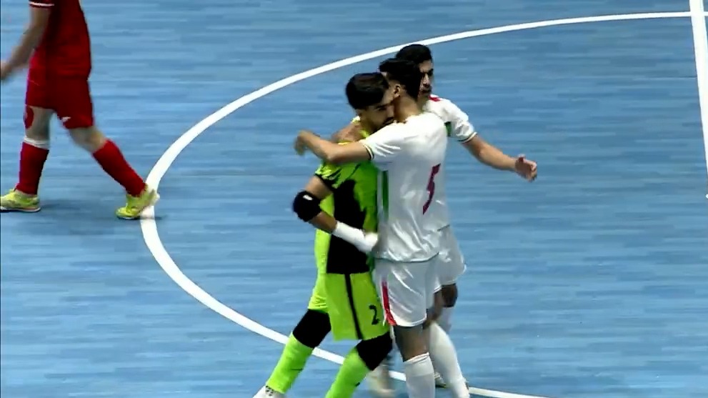 خلاصه بازی فوتسال ایران 1-0 قرقیزستان (گل دروازه بان ایران)