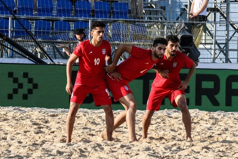 تورنمنت فوتبال ساحلی بلاروس| ایران از سد امارات گذشت