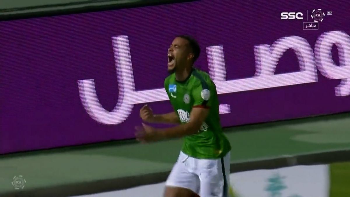 گل اول الاتفاق به النصر با اشتباه عجیب دروازه بان النصر (رابین کواسون)