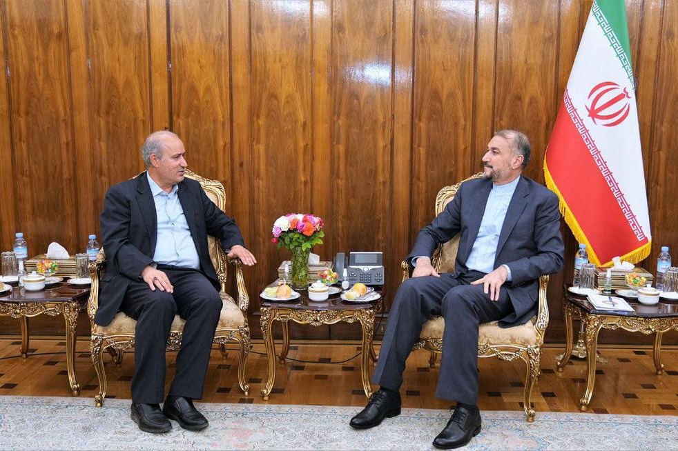 با محوریت دیپلماسی ورزشی؛ رئیس و مسولان فدراسیون با وزیر امور خارجه دیدار کردند