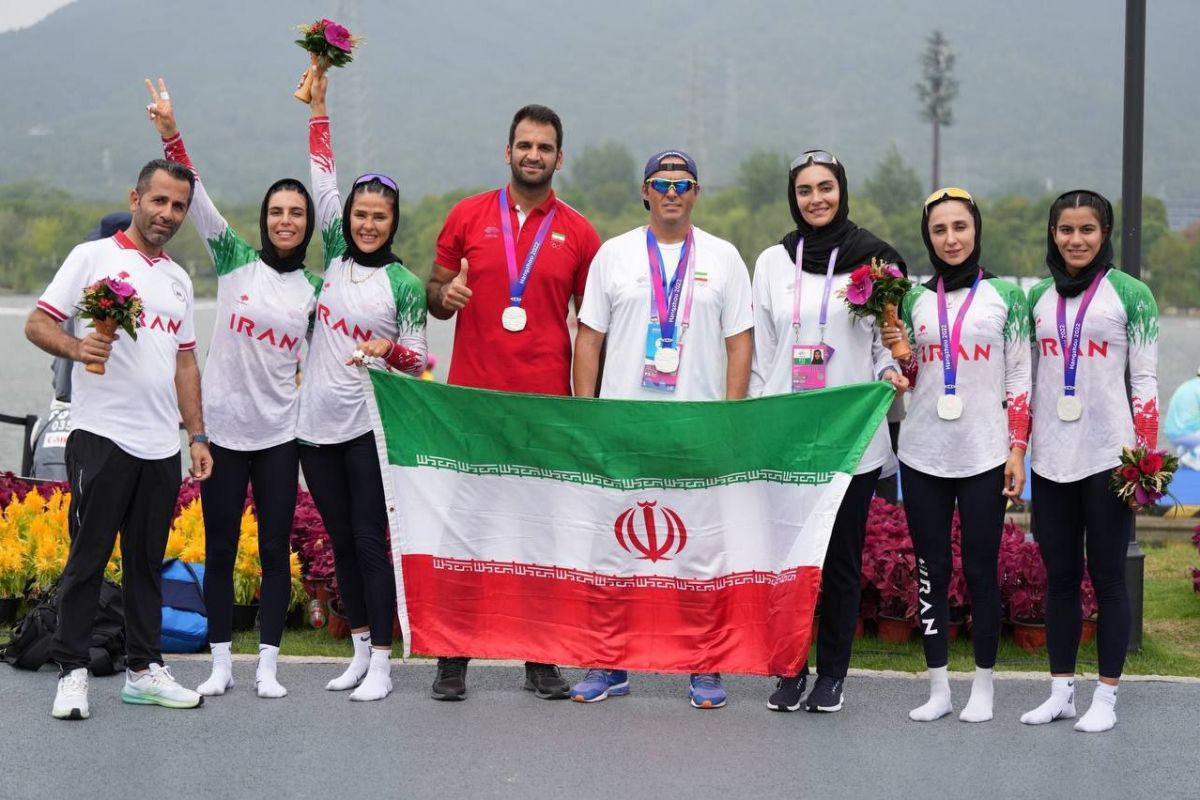 نایب قهرمانی دختران قایقران روئینگ ایران