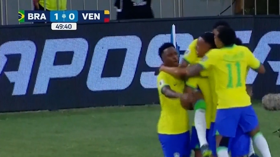 گل اول برزیل به ونزوئلا (گابریل)