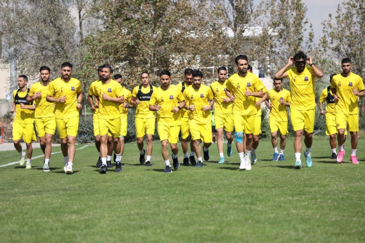برگزاری تمرین ریکاوری نساجی در ورزشگاه کارگران تهران