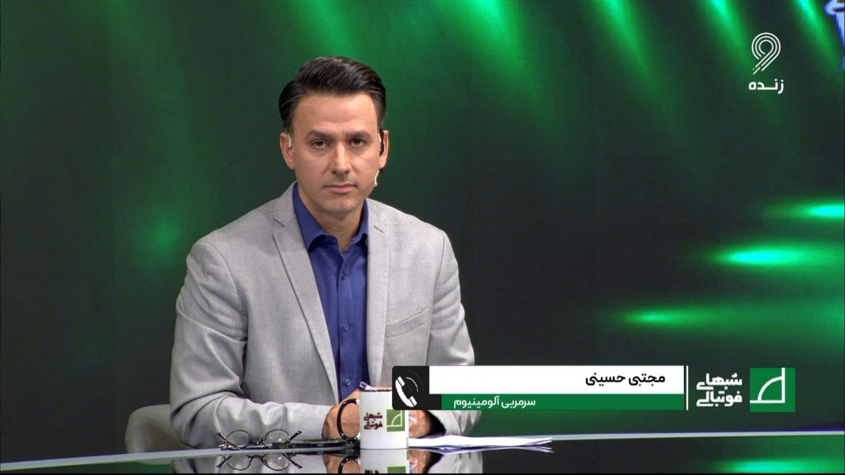 شبهای فوتبالی/ مجتبی حسینی: به جای پاسخگویی، با مشت آهنین با مربیان برخورد می کنند