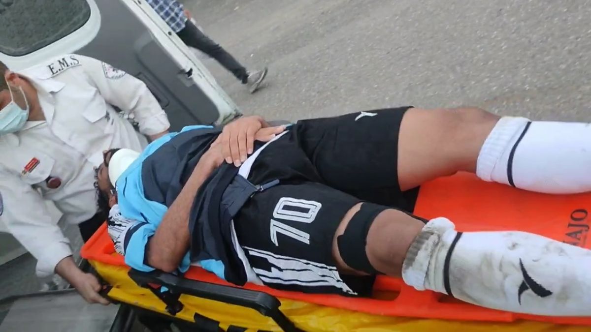 اختصاصی/ اعزام سجاد تمیمی بازیکن نفت مسجدسلیمان به بیمارستان رشت به دلیل برخورد با بازیکن تیم داماش