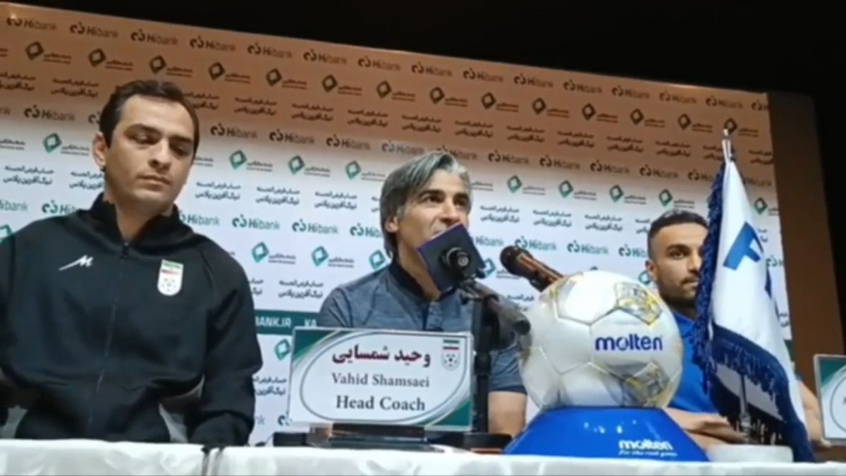 کنفرانس خبری شمسایی و حسن زاده سرمربی و کاپیتان تیم ملی فوتسال پیش از تقابل با روسیه