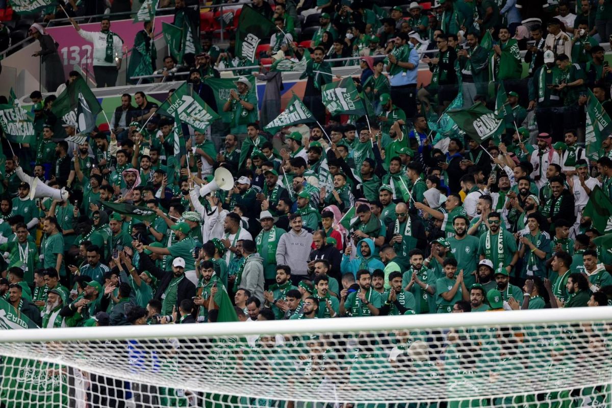 بنر هواداران عربستان در ورزشگاه؛ چهارمین قهرمانی آسیا در راه است