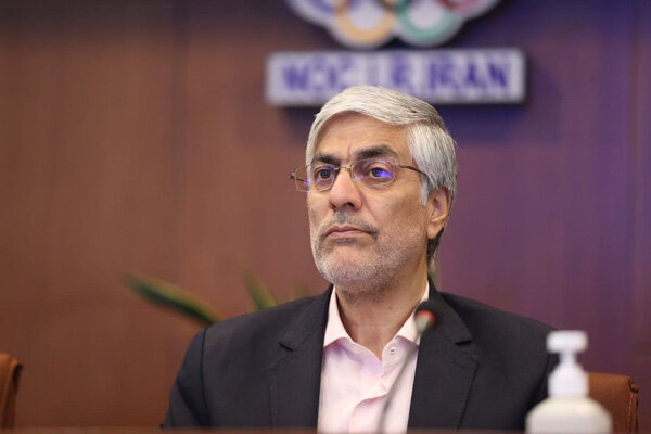 وزیر ورزش: برای دیدار ایران و قطر به دوحه می‌روم