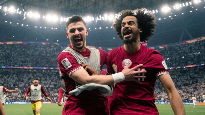 قطر 3 - اردن یک| قهرمانی قطر با هت‌تریک اکرم/ عنابی‌ها دبل کردند