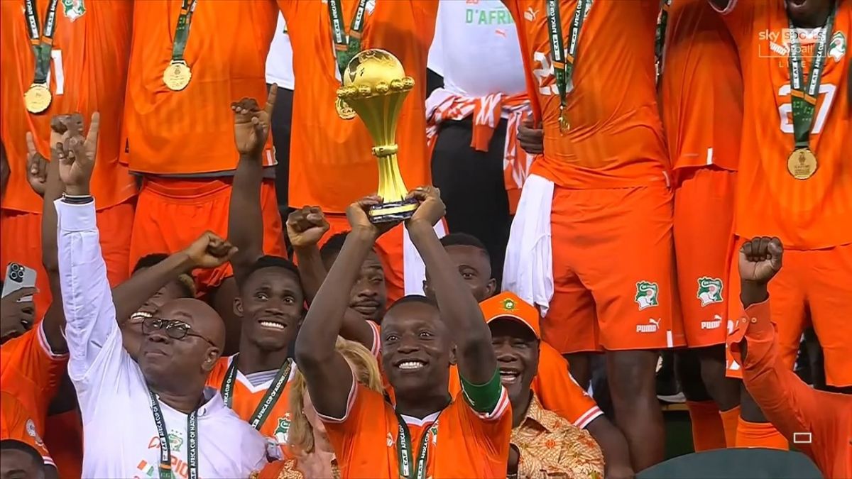 مراسم اهدای جام قهرمانی ملتهای آفریقا به تیم ملی ساحل عاج