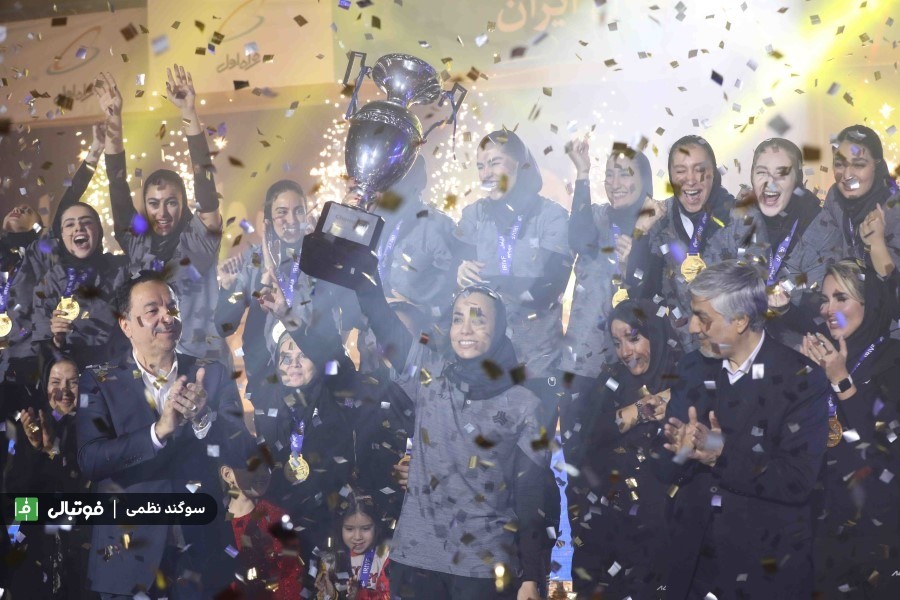 گزارش تصویری اختصاصی/ جشن قهرمانی سایپا پس از پیروزی در فینال لیگ برتر والیبال بانوان
